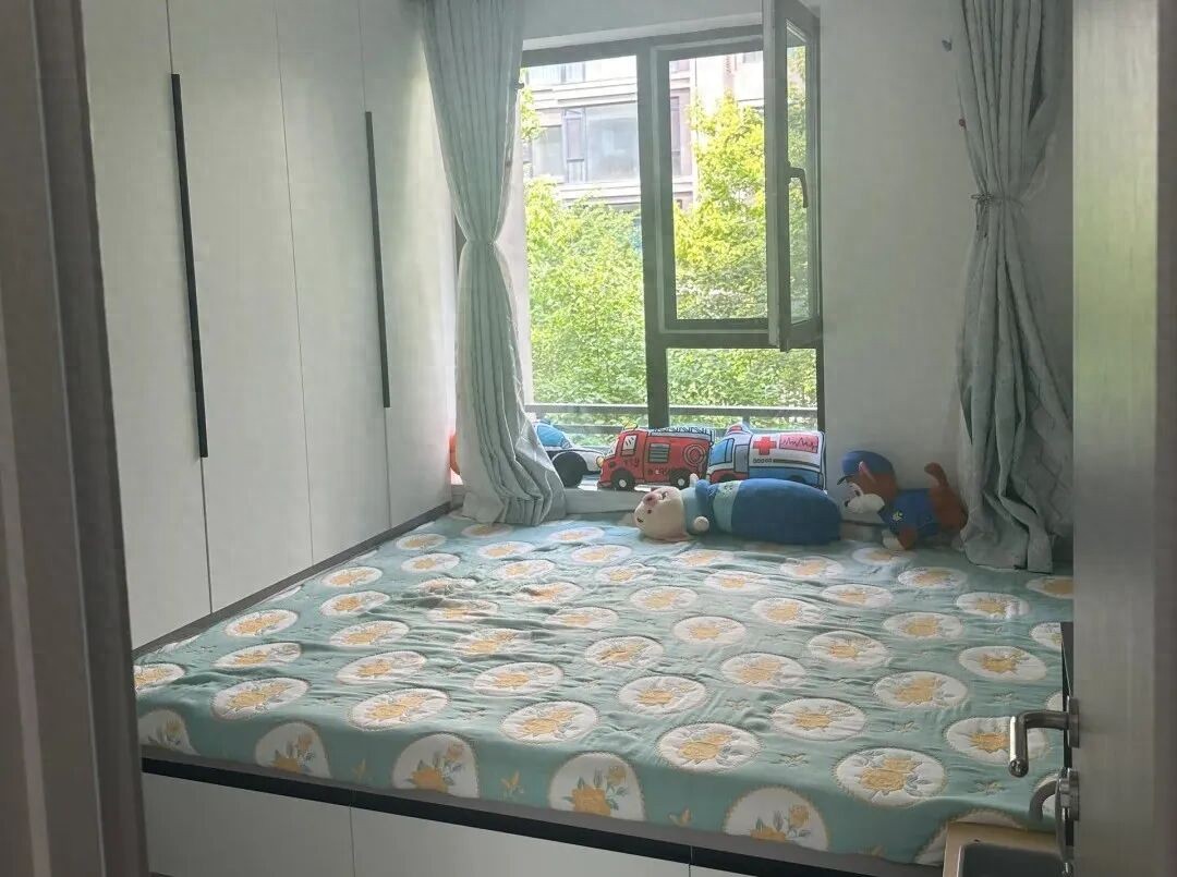 Sống 8 năm trong căn hộ 65m², tôi phát hiện 6 món nội thất vô dụng nhất nhà mình - tốn tiền, tốn chỗ mà còn làm cuộc sống rối hơn- Ảnh 1.