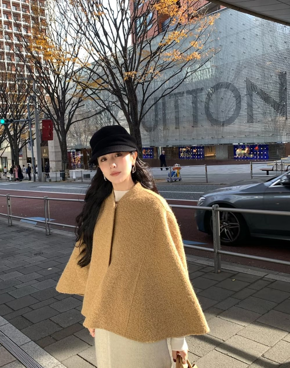 Kiểu áo toả ra vibe tài phiệt, nàng nào cũng nên sắm- Ảnh 7. Kiểu áo toả ra vibe tài phiệt, nàng nào cũng nên sắm- Ảnh 7.