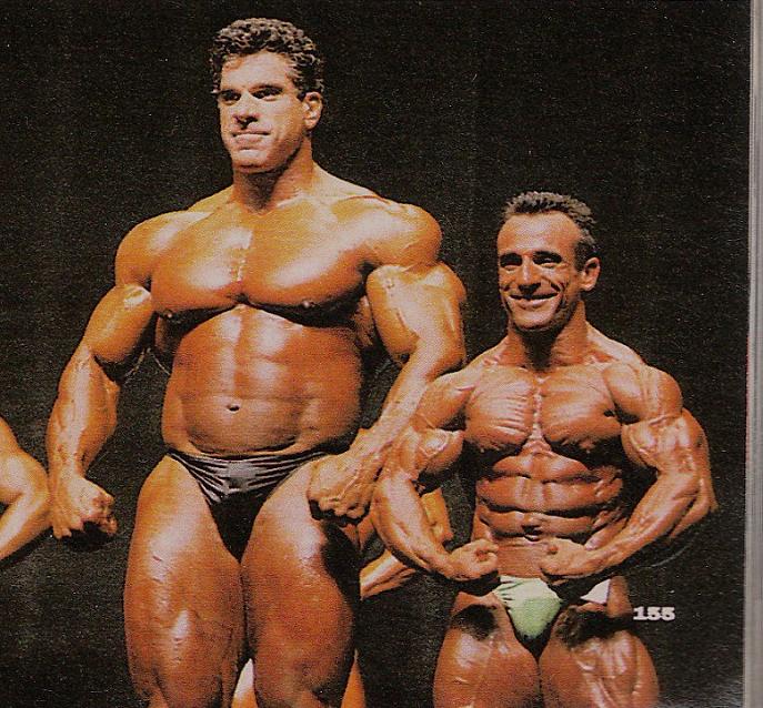 Siêu lùn 1m47 được mệnh danh là quái vật thể hình, quật ngã cả những gã khổng lồ gây choáng váng- Ảnh 3.