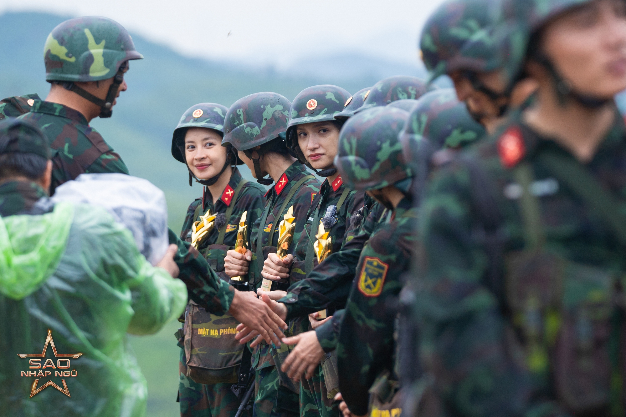 Tập cuối Sao Nhập Ngũ 2025: Hoà Minzy bật khóc, Diệu Nhi nghẹn giọng nói câu này- Ảnh 3.