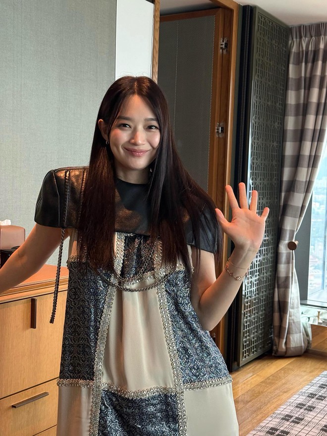 Chiếc váy Louis Vuitton 