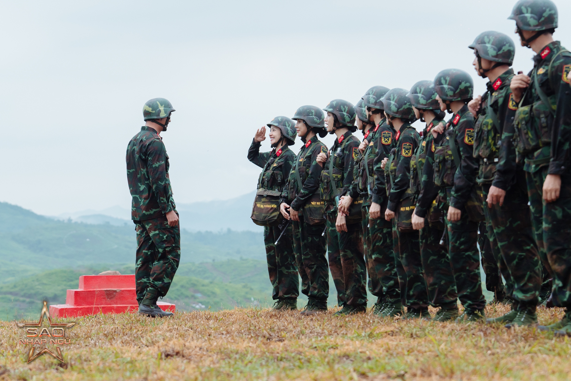 Tập cuối Sao Nhập Ngũ 2025: Hoà Minzy bật khóc, Diệu Nhi nghẹn giọng nói câu này- Ảnh 2.