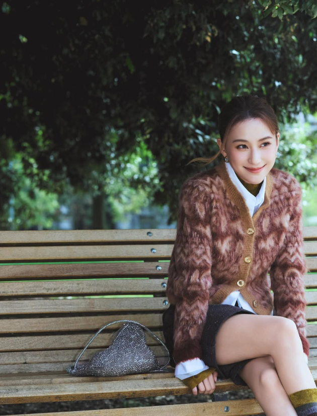 Đôi tai cũng không 