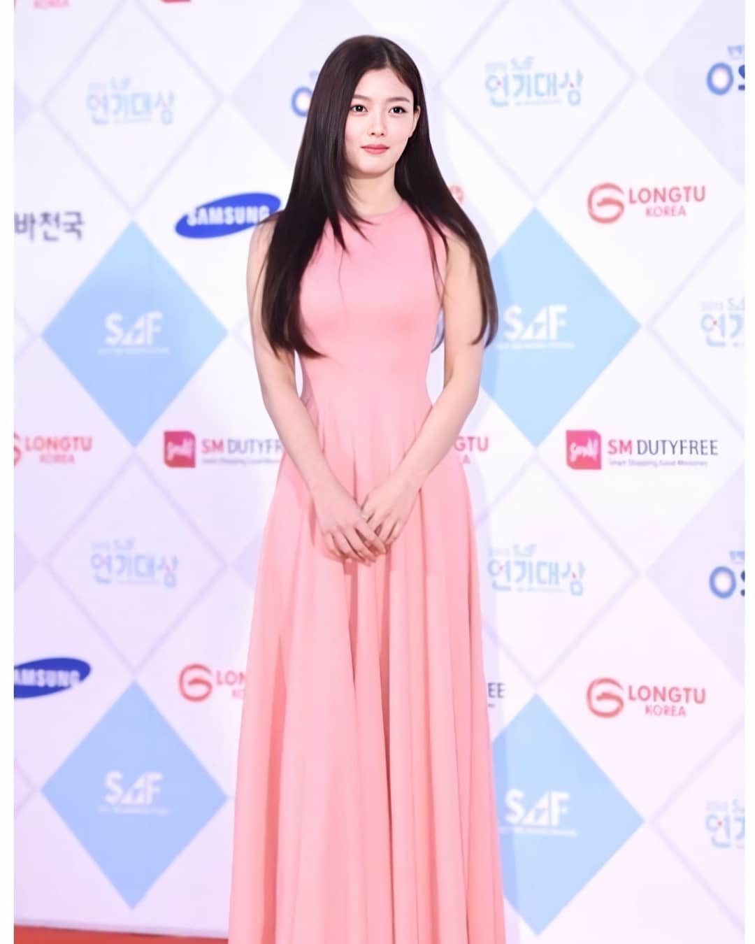 Kim Yoo Jung hãy mang điều này ra đời thực- Ảnh 18.