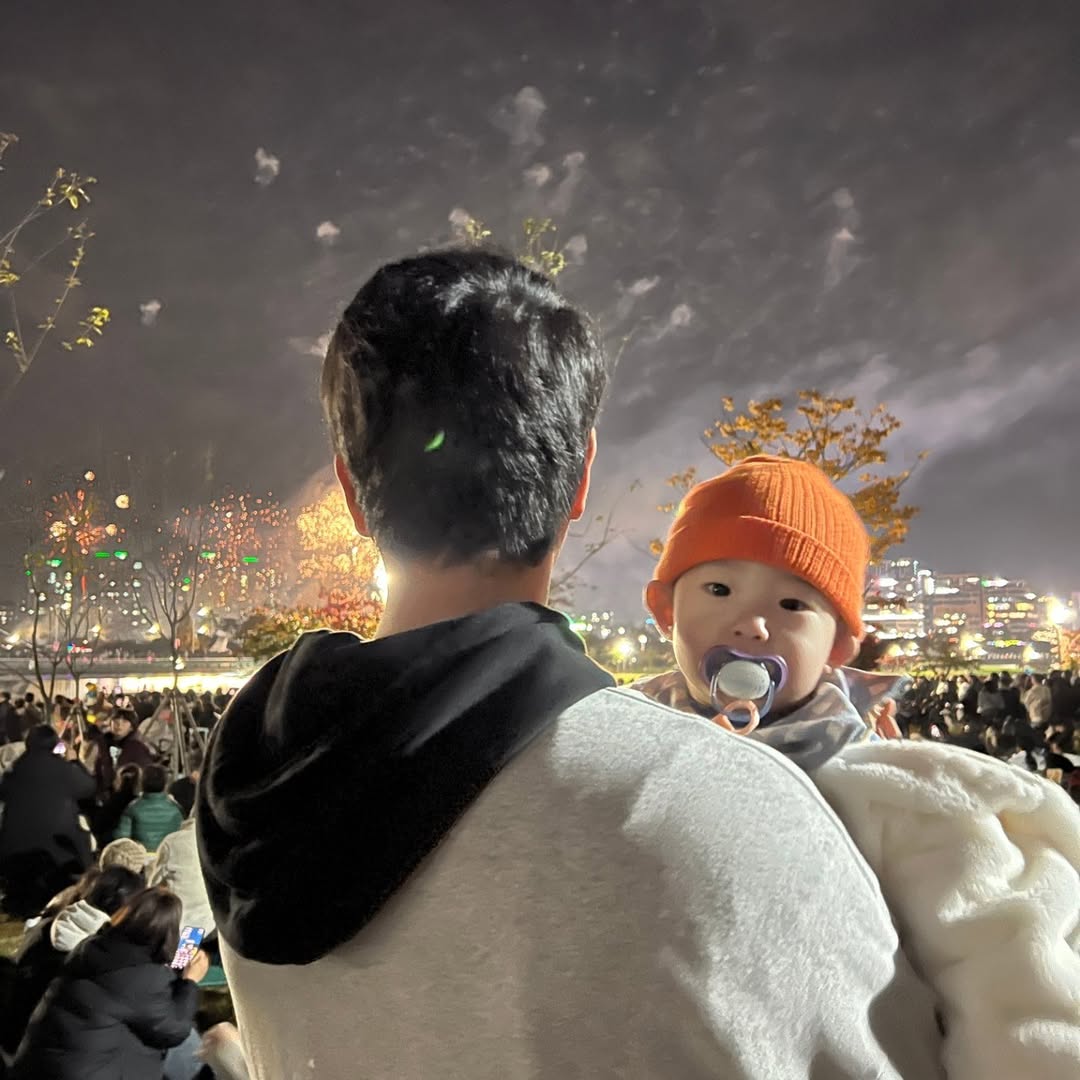 Lee Dong Wook bất ngờ công khai ảnh vợ con- Ảnh 3.