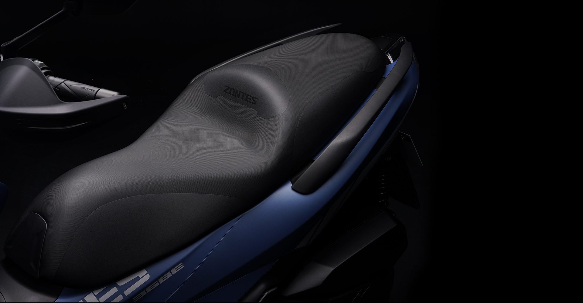 Xe ga chuyên phượt của Honda vừa về VN đã gặp khó: Đối thủ ra mắt 2 xe 'trang bị tận răng' giá rẻ hơn- Ảnh 14. Xe ga chuyên phượt của Honda vừa về VN đã gặp khó: Đối thủ ra mắt 2 xe 'trang bị tận răng' giá rẻ hơn- Ảnh 14.