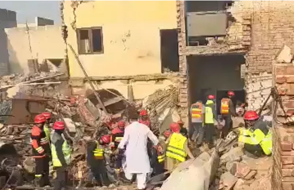 Nổ lò hơi nhà máy hóa chất tại Pakistan khiến 15 người tử vong- Ảnh 2.