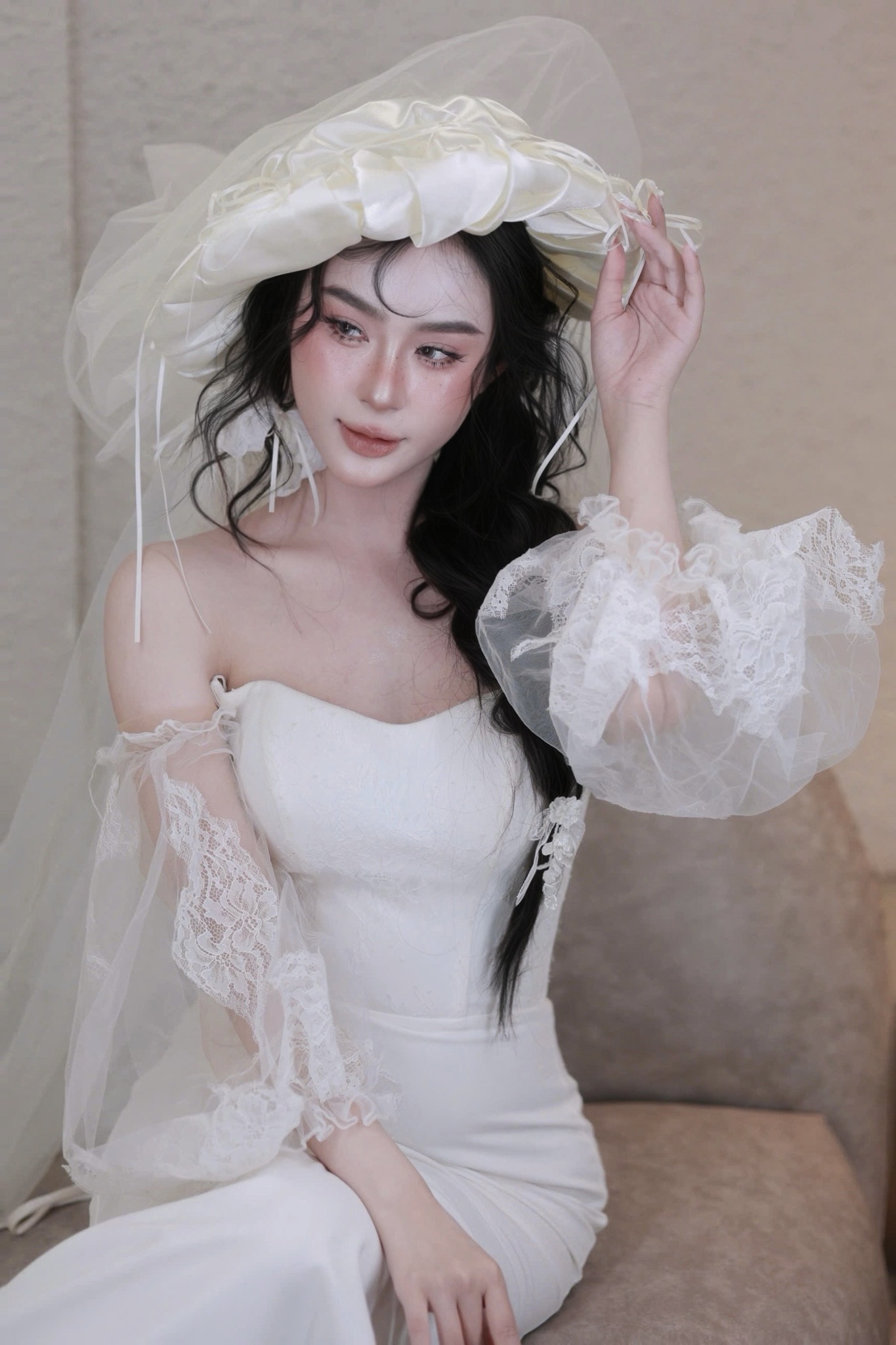 Không thể cưỡng nổi tiểu thư đẹp nhất phim Việt giờ vàng, bỏ gần 3 tỷ để chuộc crush là biết điên tình cỡ nào- Ảnh 5. Không thể cưỡng nổi tiểu thư đẹp nhất phim Việt giờ vàng, bỏ gần 3 tỷ để chuộc crush là biết điên tình cỡ nào- Ảnh 5.