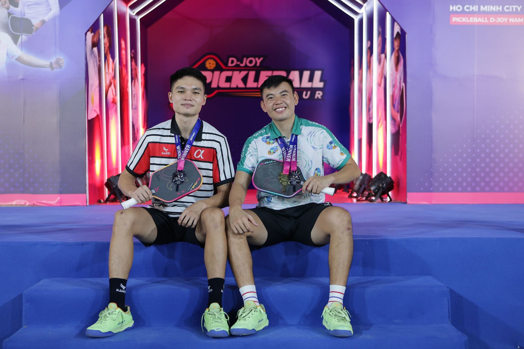 Hậu drama pickleball, Lý Hoàng Nam thắng áp đảo Trịnh Linh Giang, thái độ đôi bạn từng thân gây chú ý- Ảnh 2. Hậu drama pickleball, Lý Hoàng Nam thắng áp đảo Trịnh Linh Giang, thái độ đôi bạn từng thân gây chú ý- Ảnh 2.