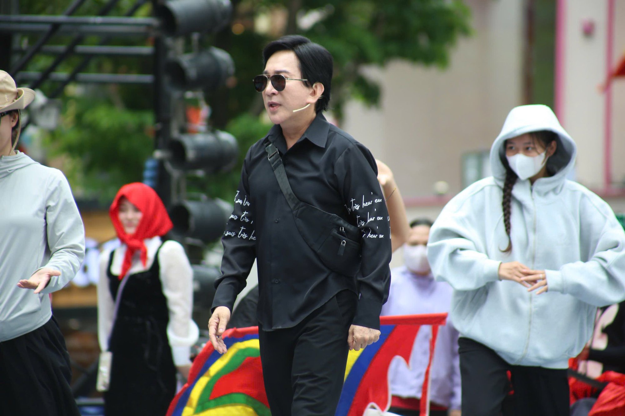 Nam NSƯT trượt danh hiệu NSND vì 1 sai lầm: 3 đời vợ, 5 con thuận hòa, ở biệt thự xa hoa- Ảnh 5.