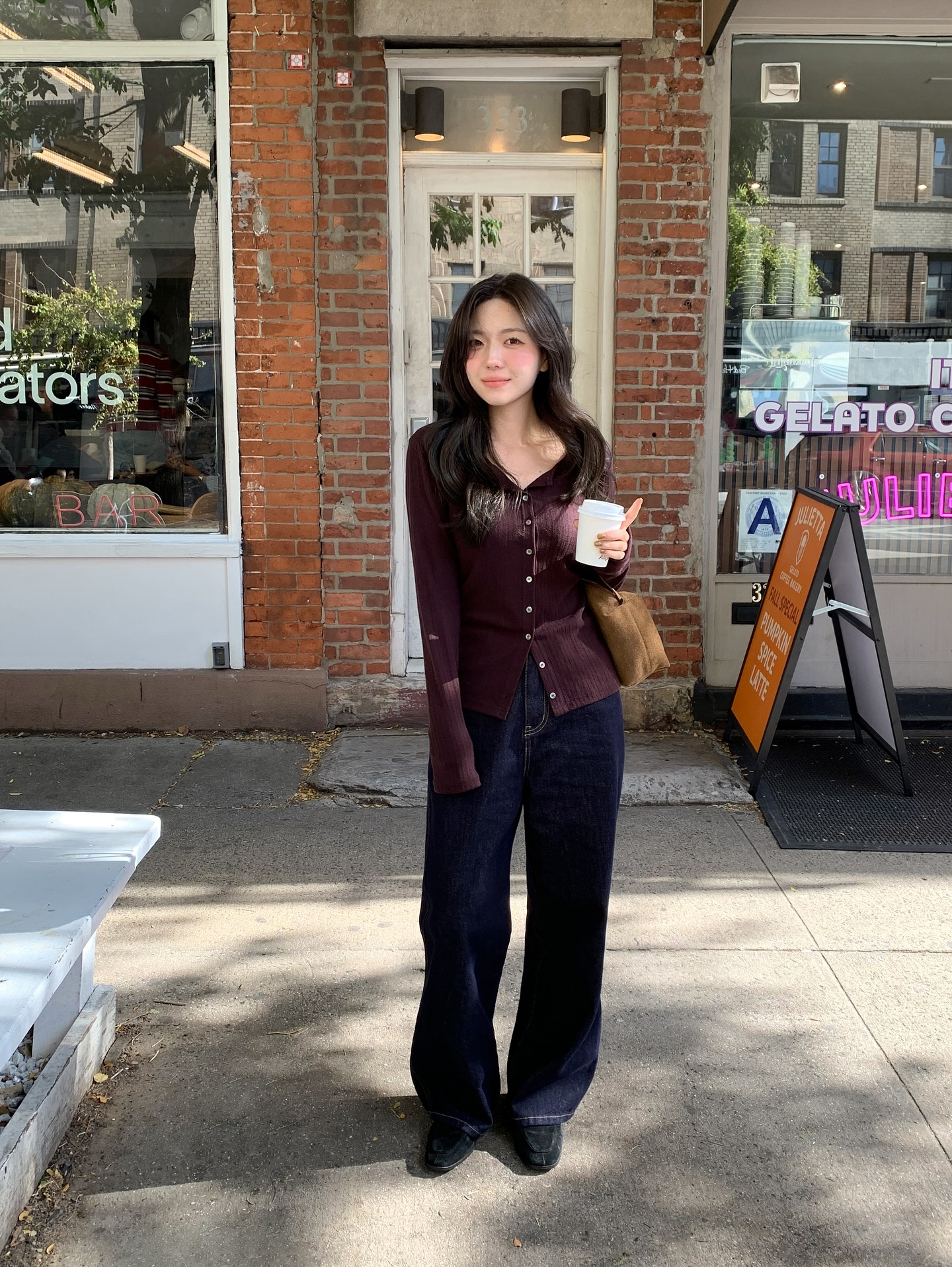 4 cách mặc áo len mỏng chuẩn sang xịn mịn cho những ngày đông không quá lạnh- Ảnh 6.