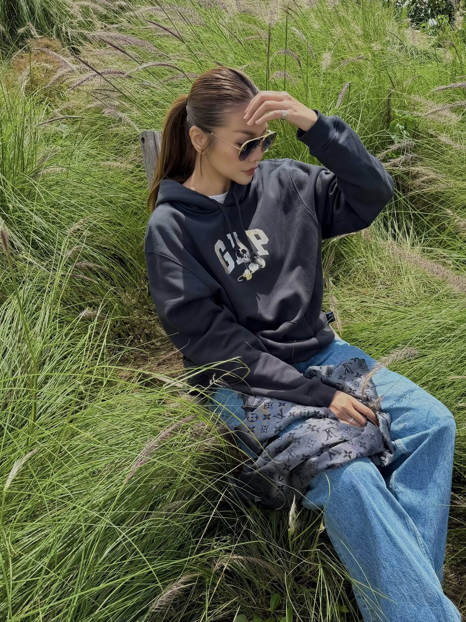 Phụ nữ trên 40 tuổi muốn mặc quần jeans đẹp thì hãy học Phạm Thanh Hằng, đảm bảo sành điệu suốt 4 mùa- Ảnh 2. Phụ nữ trên 40 tuổi muốn mặc quần jeans đẹp thì hãy học Phạm Thanh Hằng, đảm bảo sành điệu suốt 4 mùa- Ảnh 2.