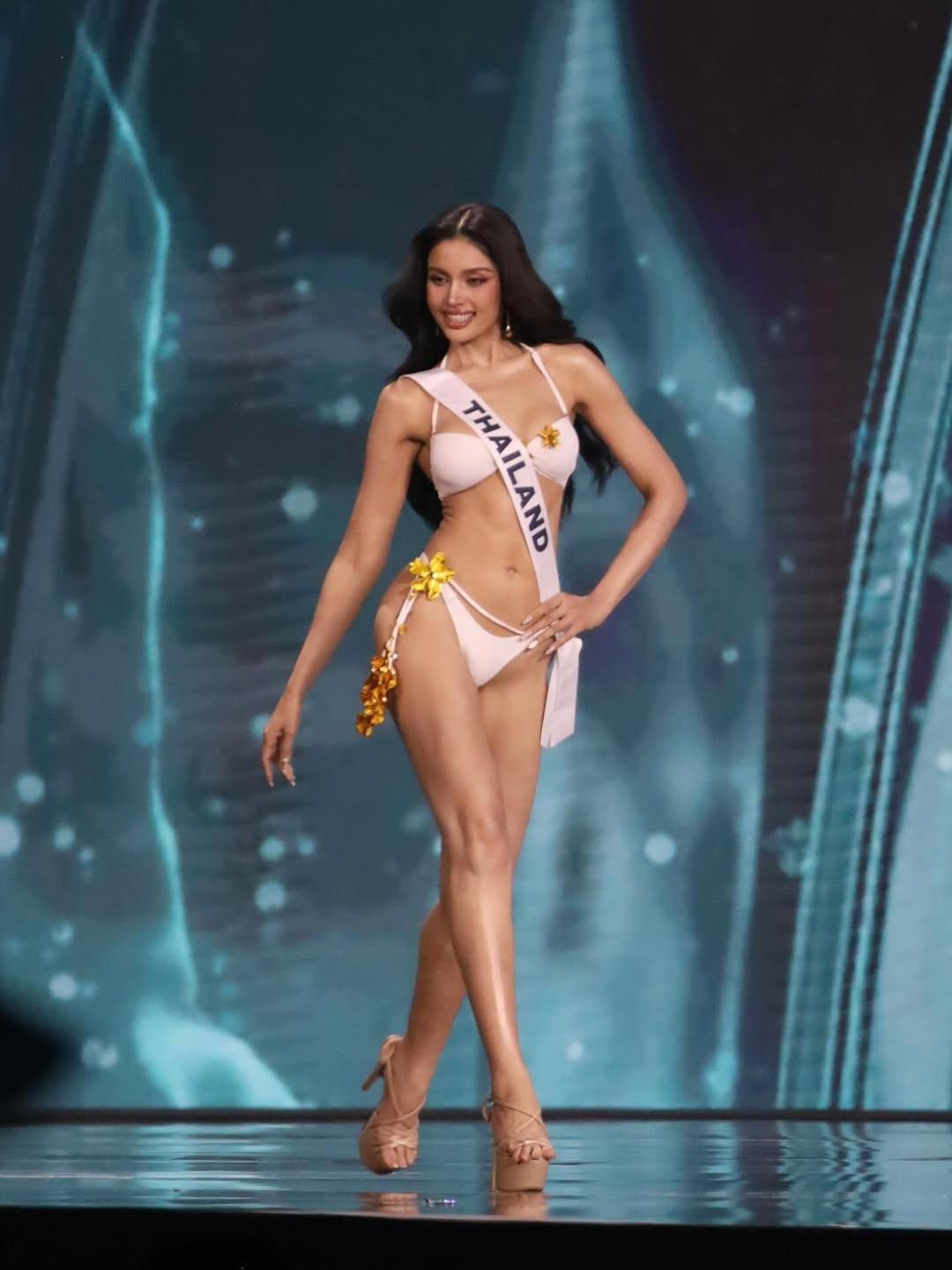 4 Á hậu Hoa hậu Hoàn vũ 2025 gây tiếc nuối- Ảnh 2.