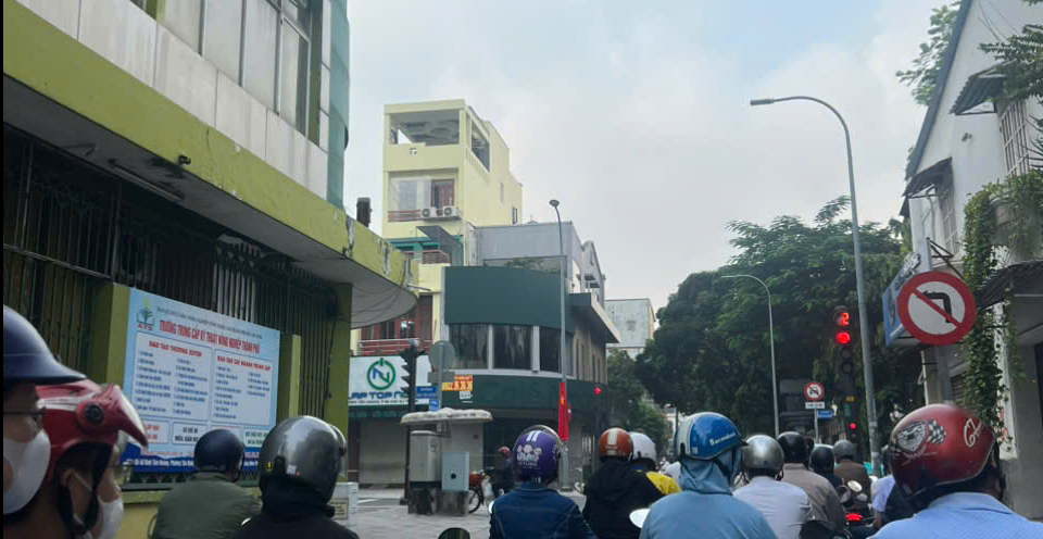 Café Amazon rời Việt Nam, trà sữa Mixue âm thầm giảm số cửa hàng- Ảnh 2.