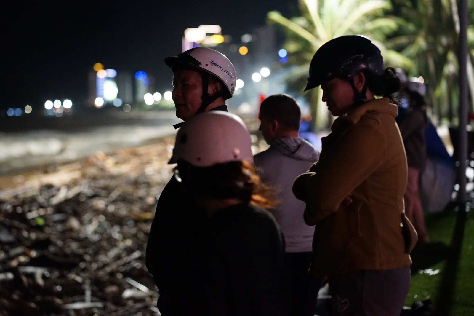 Cảnh tượng buồn dọc bờ biển đẹp nhất Nha Trang- Ảnh 4.