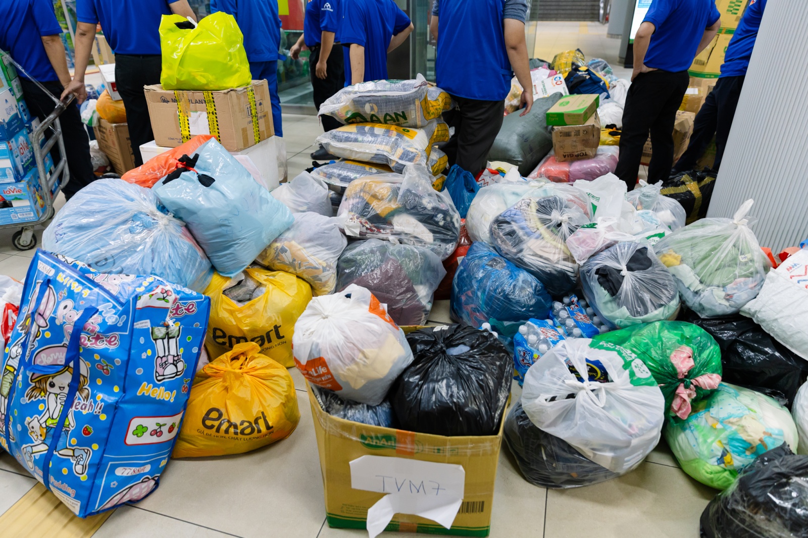 Cảnh tượng chưa từng thấy tại 14 nhà ga metro TPHCM- Ảnh 9.