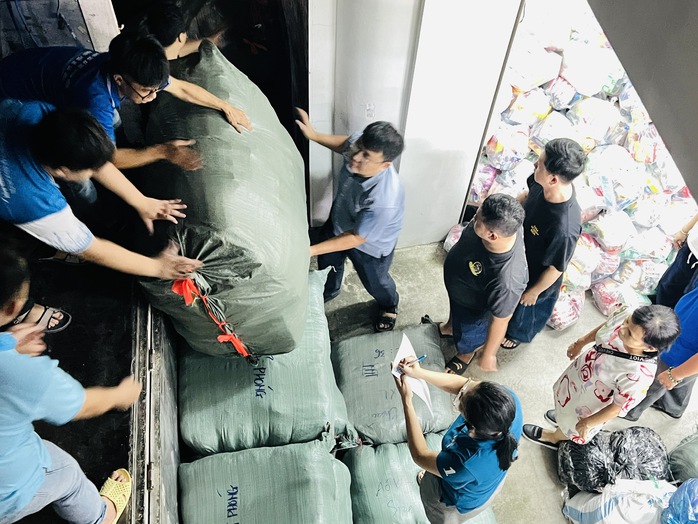 Danh sách địa điểm tiếp nhận hàng cứu trợ của TPHCM- Ảnh 5.