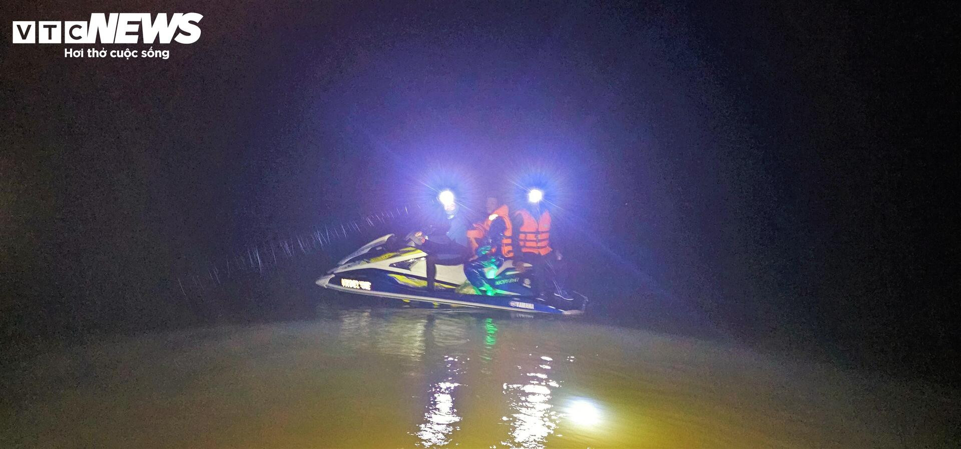 72 giờ sinh tử ở Hòa Thịnh: Những chuyện ám ảnh nơi rốn lũ- Ảnh 5.