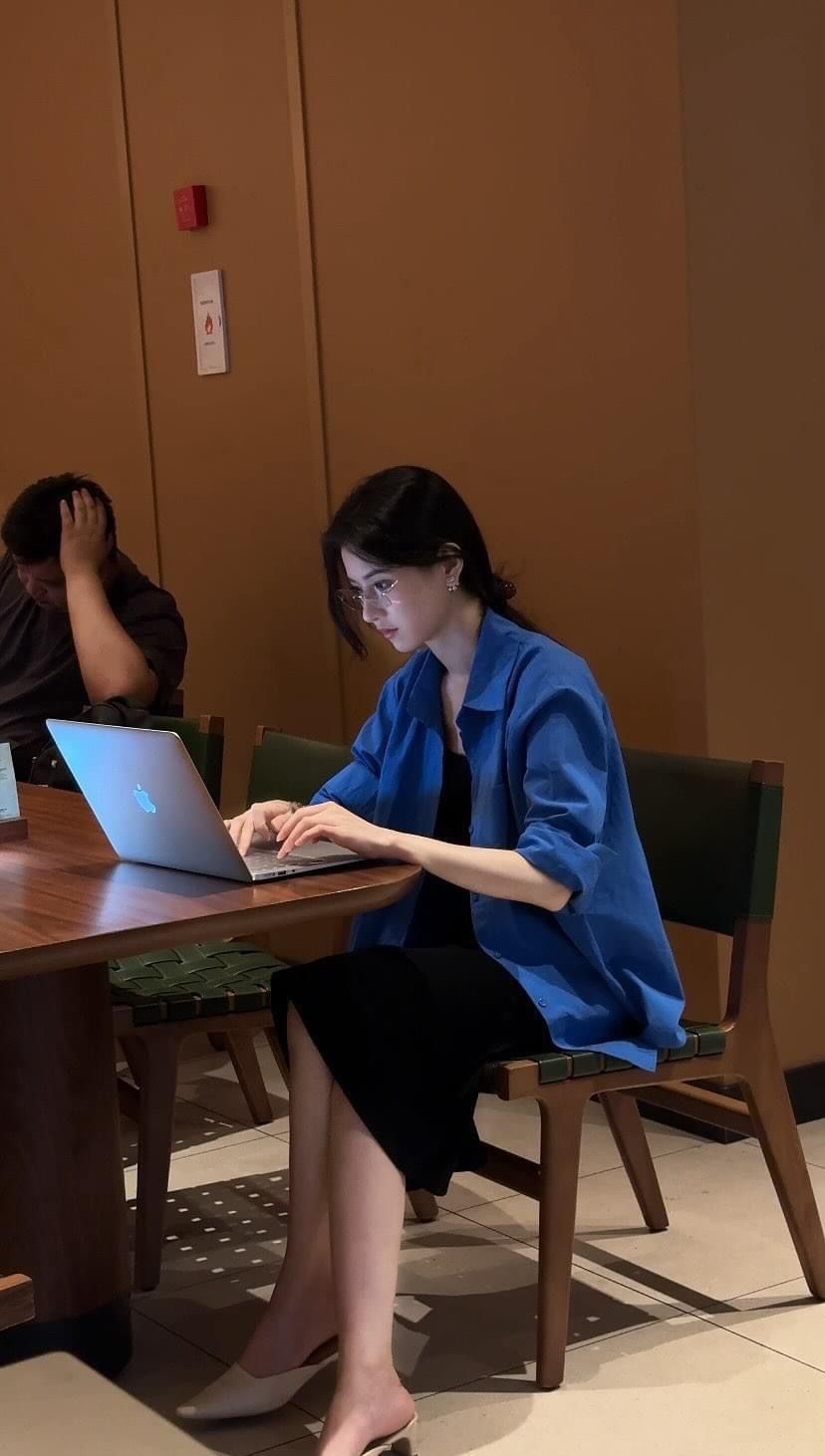 5 dấu hiệu tài chính cho thấy bạn đang giàu dần lên trong 2026 - dù thu nhập không tăng một đồng- Ảnh 1.