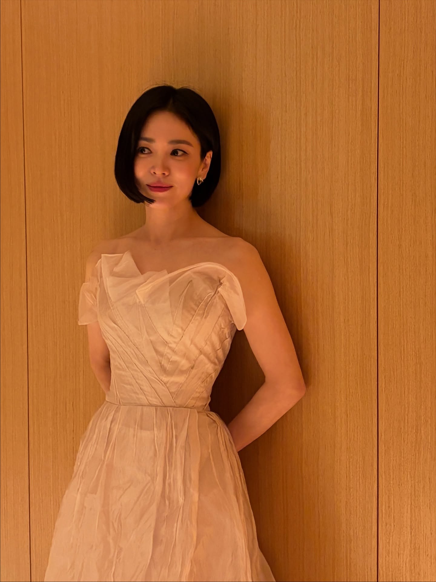 Chùm ảnh nhoè nhoẹt thấy rõ mặt thật của Song Hye Kyo- Ảnh 4.