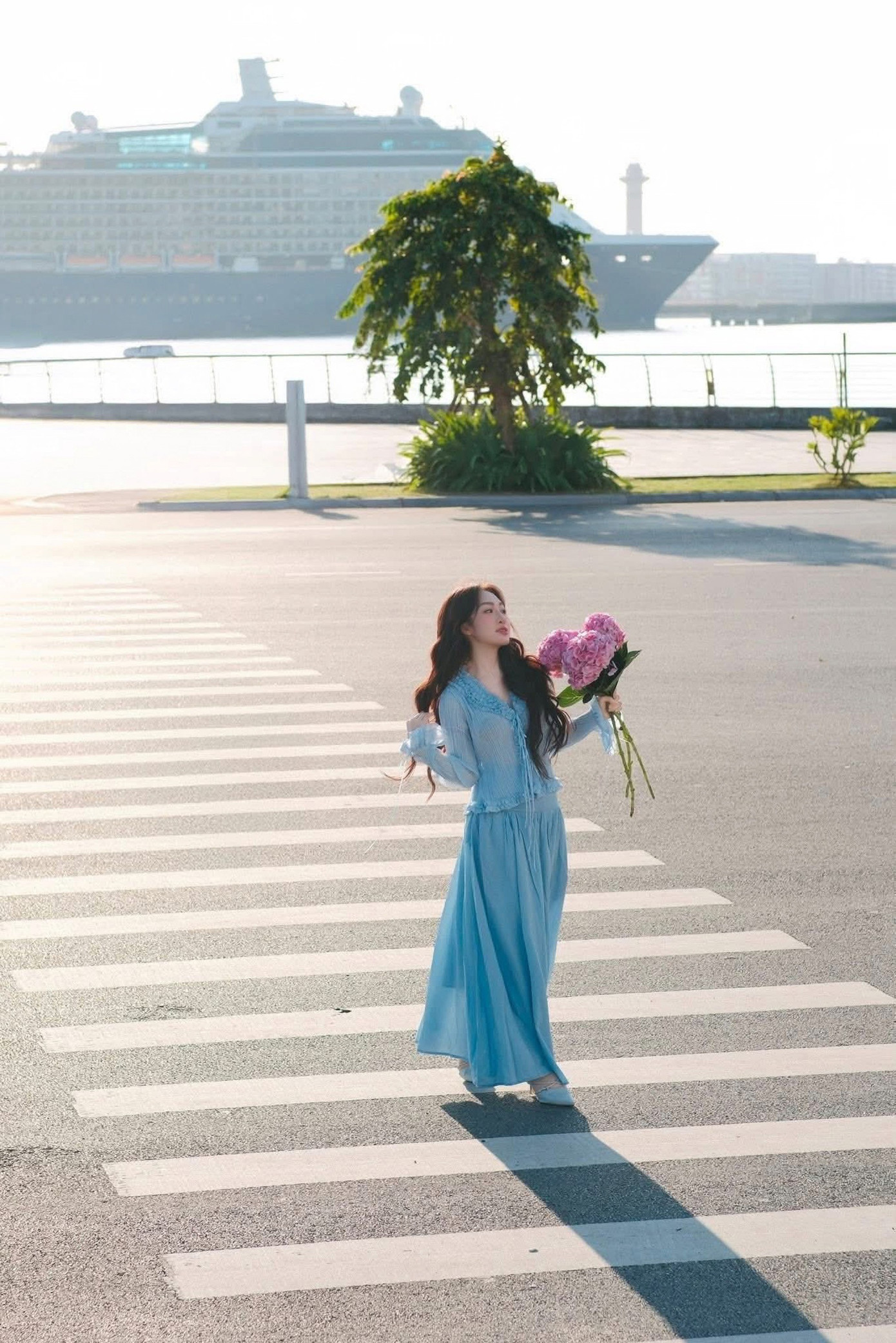 Trào lưu chụp ảnh theo phong cách Hồng Kông ở Hạ Long- Ảnh 10.