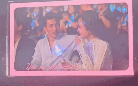 Liên Bỉnh Phát lần đầu công khai hôn bạn gái 5 năm trước hàng vạn người!- Ảnh 1.