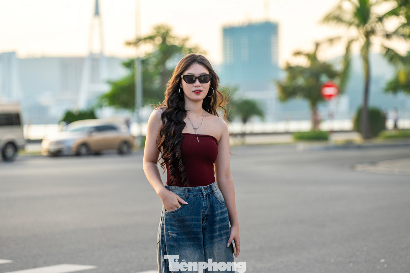 Trào lưu chụp ảnh theo phong cách Hồng Kông ở Hạ Long- Ảnh 6.