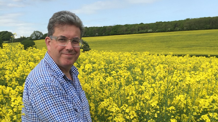 Phát hiện 150 tấn vàng trị giá hơn 120.000 tỷ đồng, cảnh sát lập tức phong tỏa khu vườn của một nông dân- Ảnh 2.