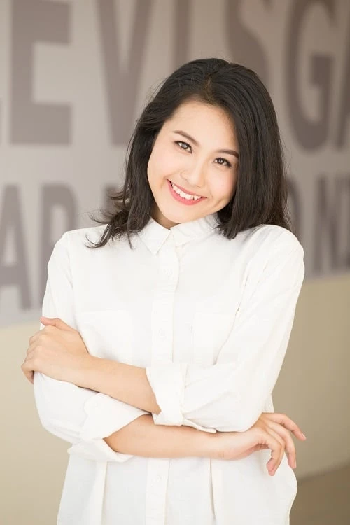 Thí sinh Olympia gây sốt với màn lột xác ngoạn mục: Từng đạt 2 danh hiệu Hoa khôi, sự nghiệp hiện tại mới thật sự đỉnh!- Ảnh 7.