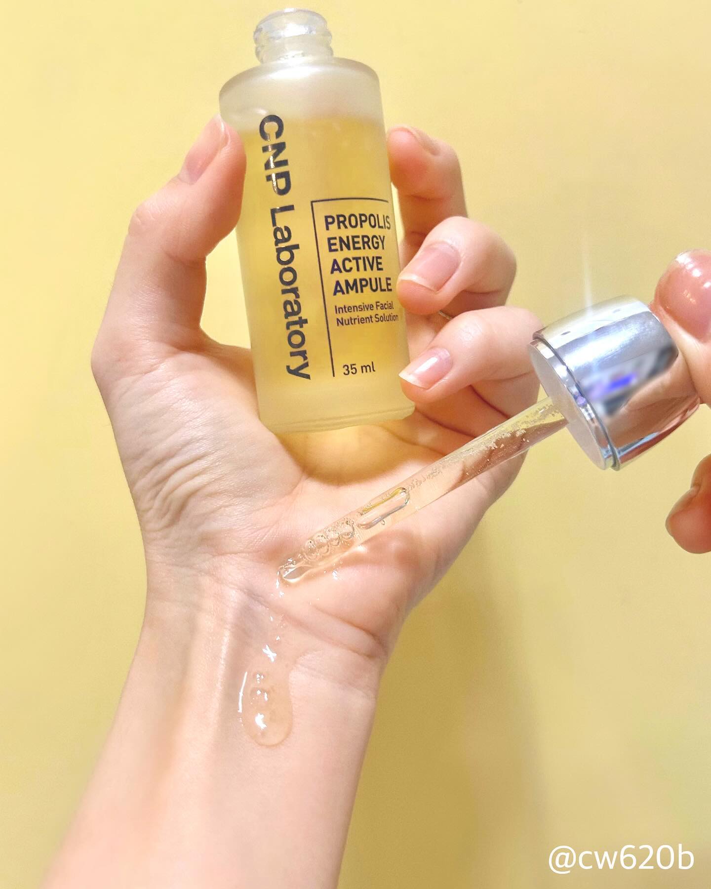 5 lọ serum dành cho da khô: Dùng thêm kem dưỡng sau đó là cấp ẩm 