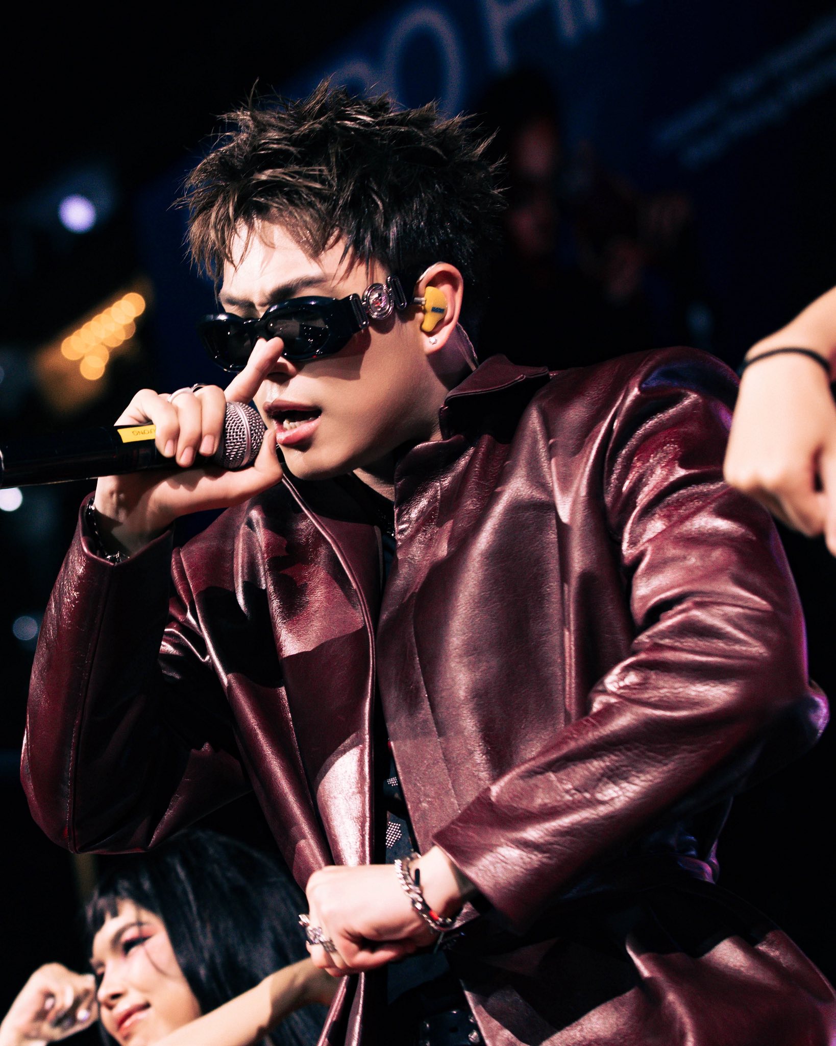 Nam ca sĩ nhờ 1 album thắng cả sự nghiệp: Cứ flop là có bài mới thành trend, ngồi im cũng đắt show rần rần- Ảnh 4.