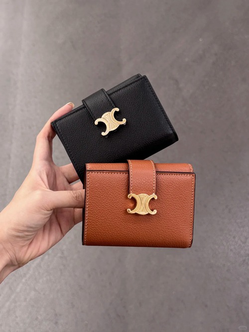 3 con giáp chỉ cần đổi màu ví là đỡ khổ vì tiền, vận đen tài chính cũng "bớt bám"- Ảnh 2.