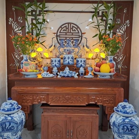 Tại sao khi thắp hương cần mở cửa, chuyên gia giải thích điều ít ai biết- Ảnh 3.