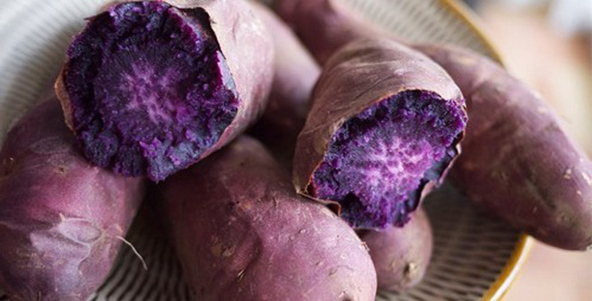 Mùa đông da khô nẻ, thoa kem mãi không đỡ? Bí quyết nằm ở 6 loại thực phẩm siêu giàu anthocyanin này!- Ảnh 2.