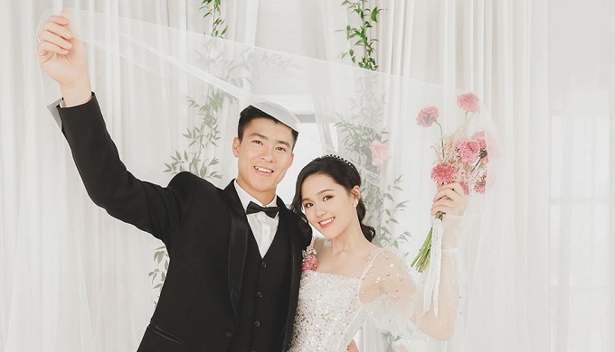 Cuộc sống hôn nhân của Duy Mạnh và vợ tiểu thư Hà thành sau 5 năm thay đổi thế nào?- Ảnh 1.