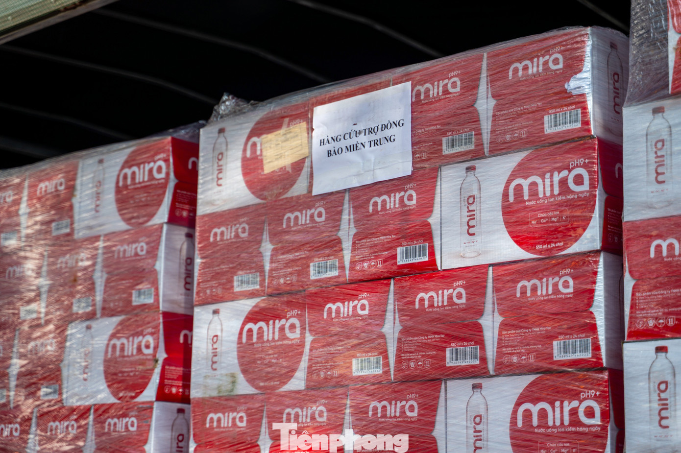 Quảng Ninh quyên góp thần tốc hơn 45 tấn hàng tới vùng lũ Lâm Đồng- Ảnh 4.