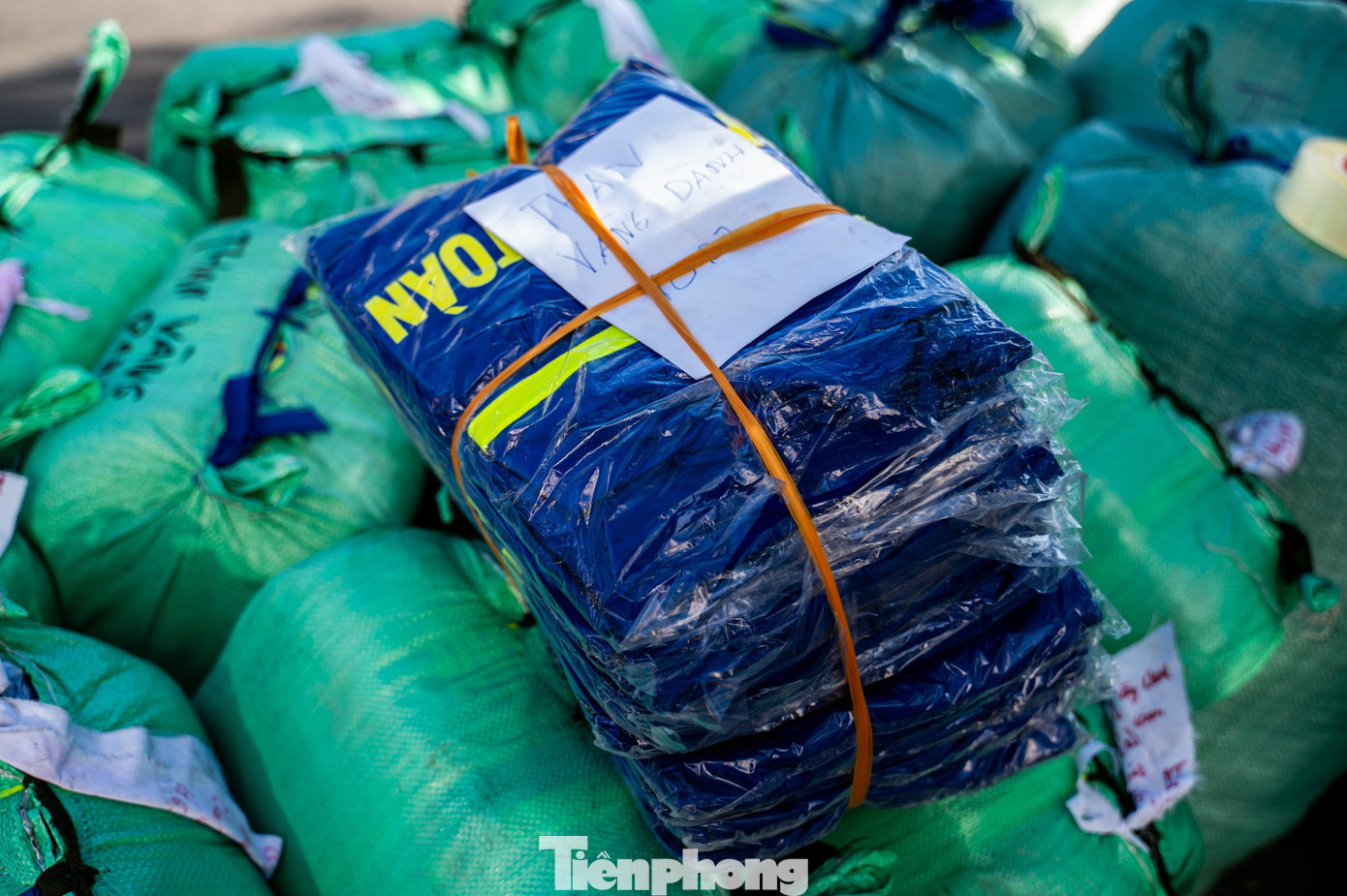 Quảng Ninh quyên góp thần tốc hơn 45 tấn hàng tới vùng lũ Lâm Đồng- Ảnh 3.