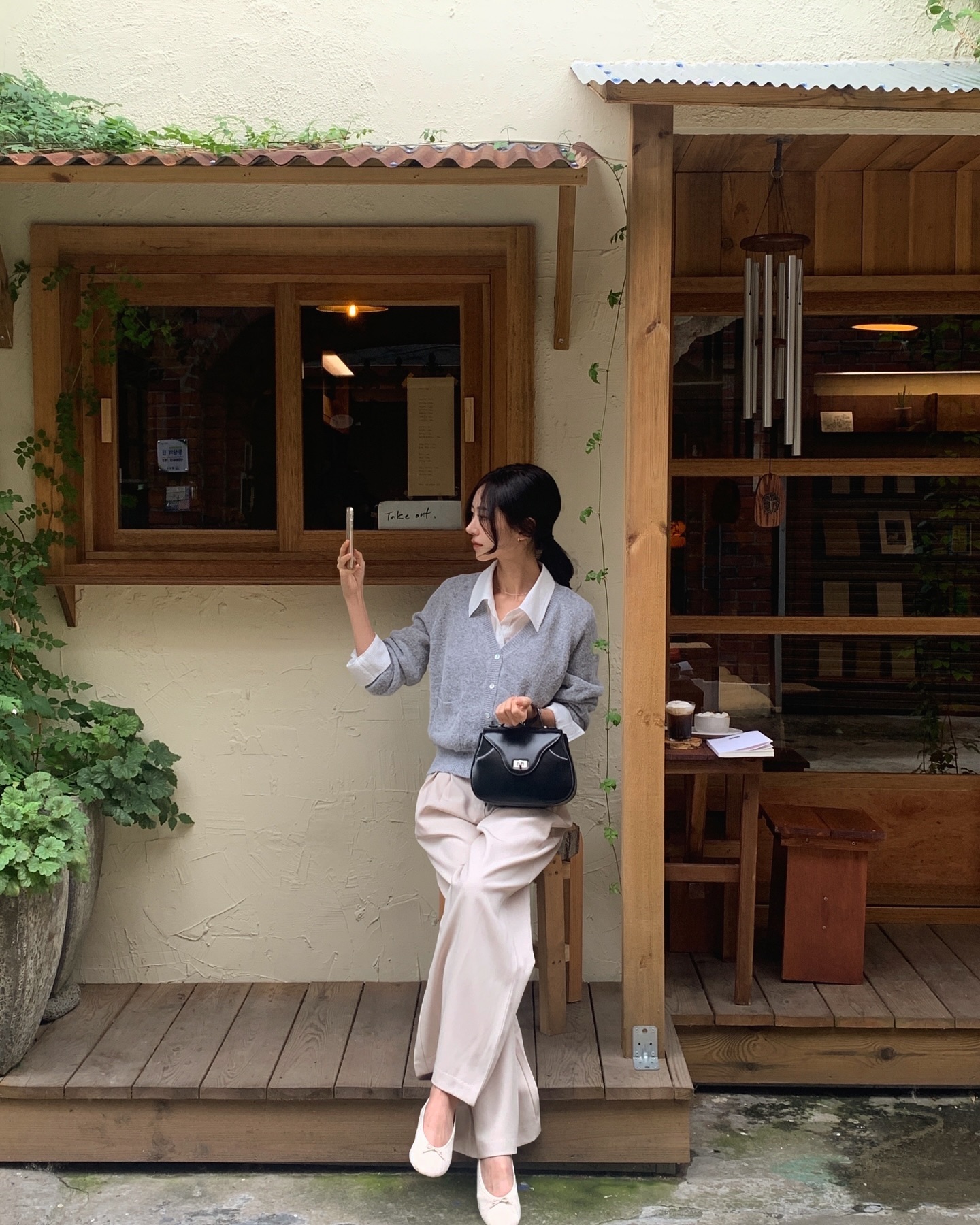 5 mẫu áo mùa đông cứ mặc là vóc dáng tự động thon thả, cao ráo hơn- Ảnh 12.