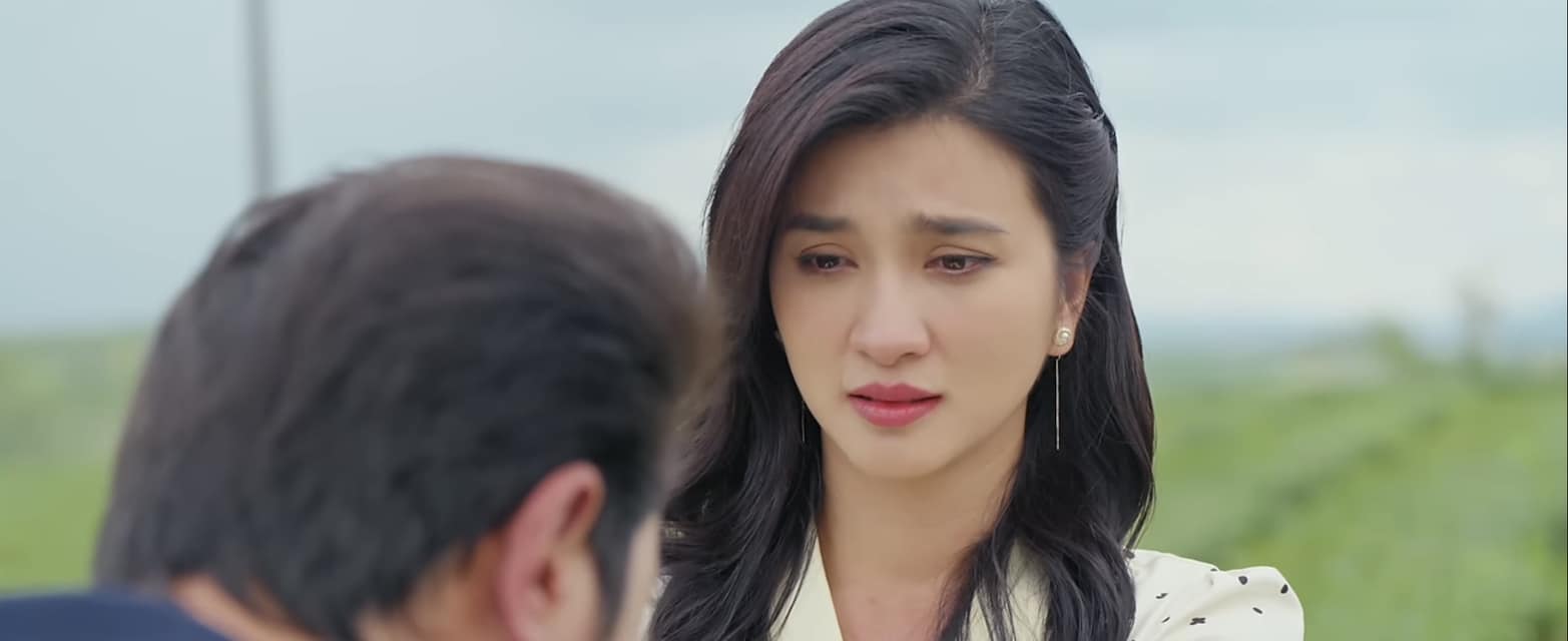 NSƯT đẹp nhất Việt Nam: 21 tuổi làm mẹ đơn thân, 38 tuổi nghi yêu đồng giới- Ảnh 2. NSƯT đẹp nhất Việt Nam: 21 tuổi làm mẹ đơn thân, 38 tuổi nghi yêu đồng giới- Ảnh 2.