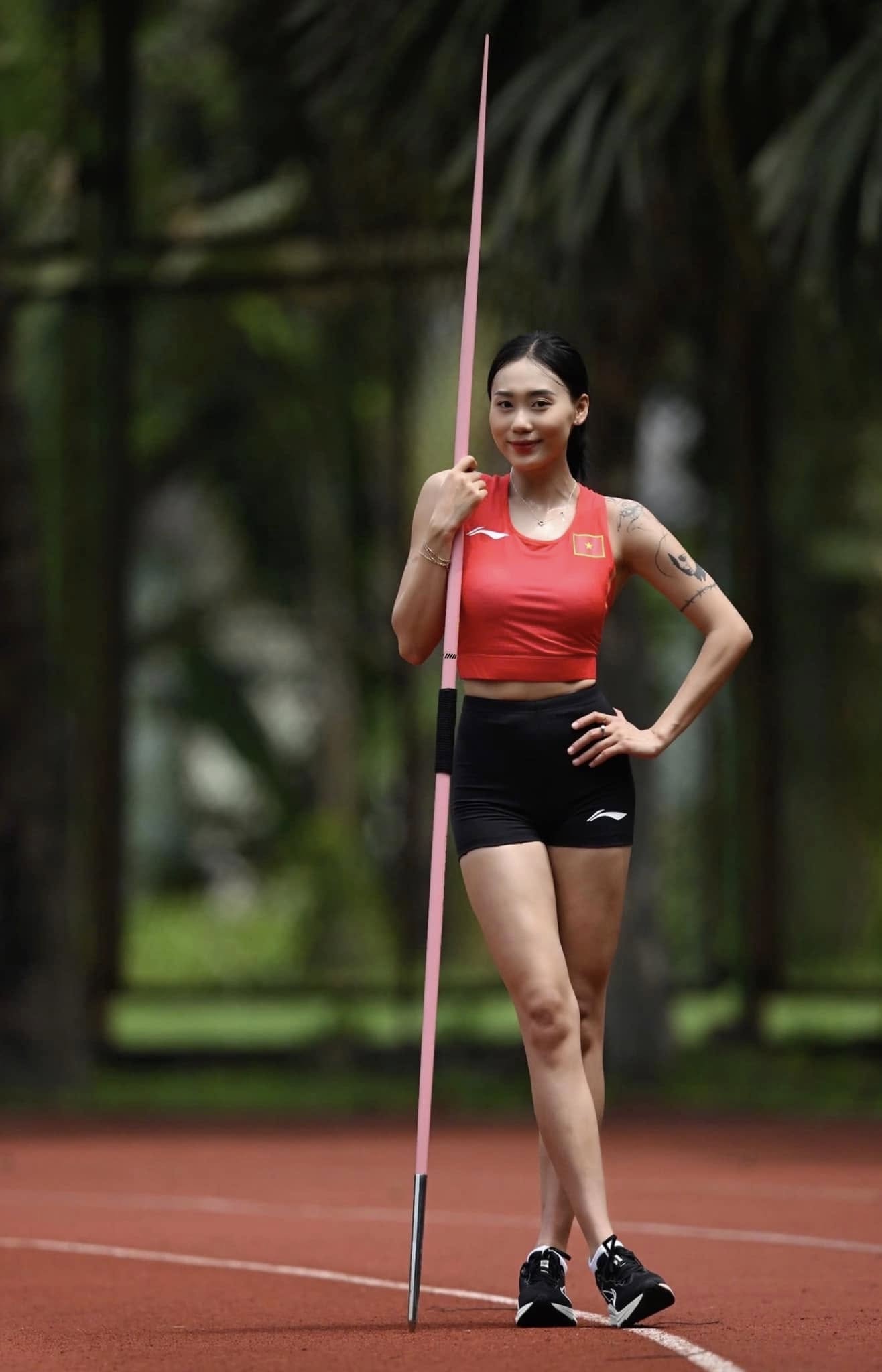 Hoàng Thanh Giang là ai?- Ảnh 3. Hoàng Thanh Giang là ai?- Ảnh 3.