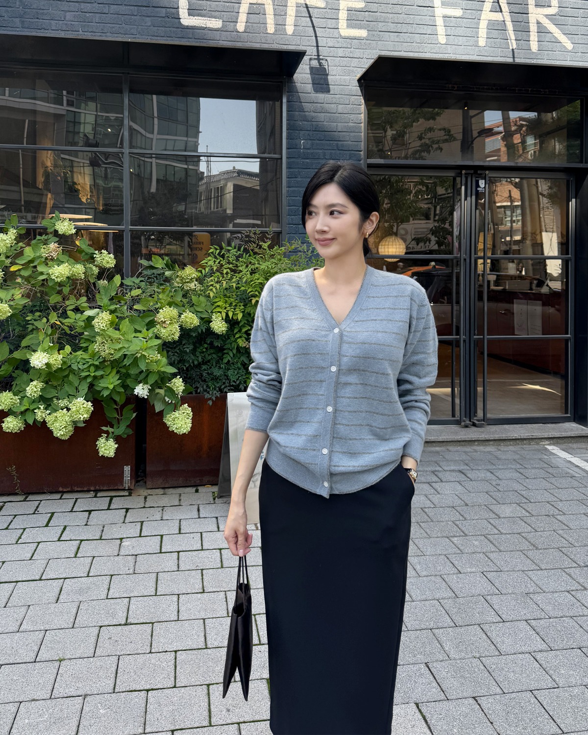 5 mẫu áo mùa đông cứ mặc là vóc dáng tự động thon thả, cao ráo hơn- Ảnh 11.