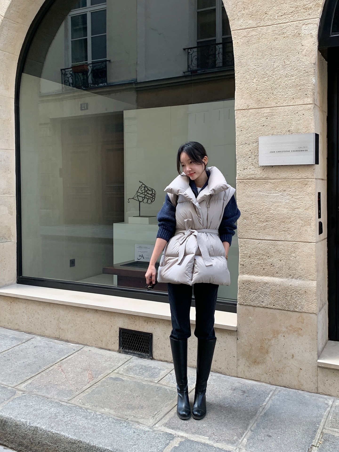 4 công thức diện đồ mùa đông kéo chân dài 