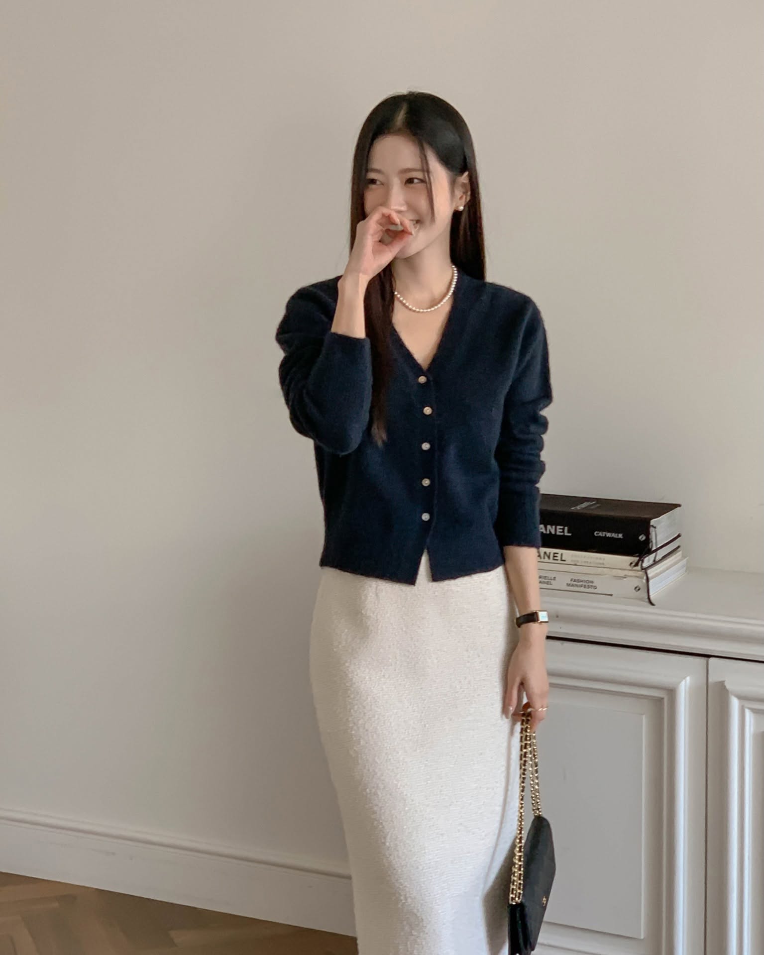 Áo len và chân váy: Bộ đôi siêu nữ tính và thanh lịch, đẹp khó cưỡng trong mùa đông- Ảnh 7.