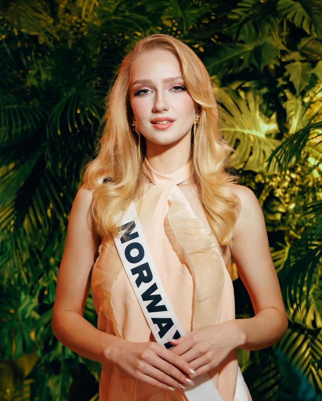 Nhiều thí sinh tố cáo Hoa hậu Hoàn vũ- Ảnh 1.