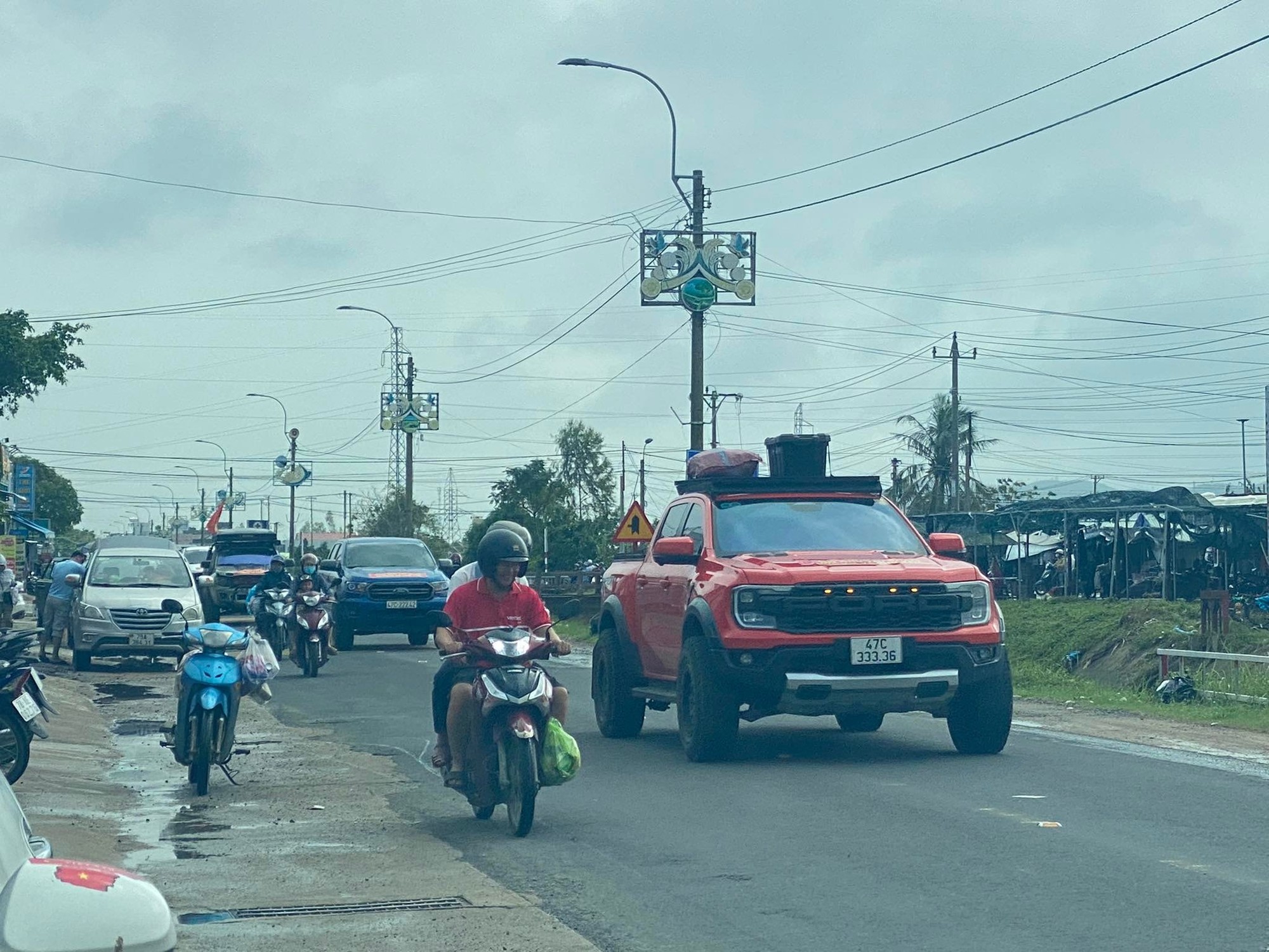 Thứ cơn lũ không thể cuốn trôi- Ảnh 2. Thứ cơn lũ không thể cuốn trôi- Ảnh 2.