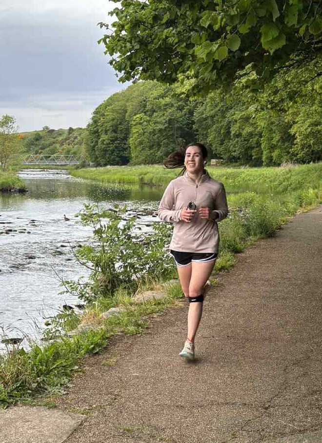 Cô giáo qua đời vì ung thư, 3 tháng sau bị phát hiện vẫn chạy bộ, tập gym, thi marathon và sự thật khủng khiếp- Ảnh 4. Cô giáo qua đời vì ung thư, 3 tháng sau bị phát hiện vẫn chạy bộ, tập gym, thi marathon và sự thật khủng khiếp- Ảnh 4.