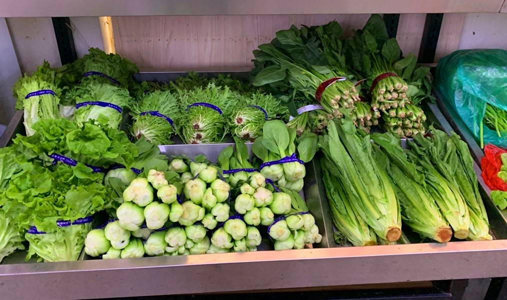 Mẹ Hà Nội chia sẻ: Giá rau tăng 40% làm tôi tá hoả nhưng lại học được 5 mẹo đi chợ tiết kiệm hơn- Ảnh 2. Mẹ Hà Nội chia sẻ: Giá rau tăng 40% làm tôi tá hoả nhưng lại học được 5 mẹo đi chợ tiết kiệm hơn- Ảnh 2.