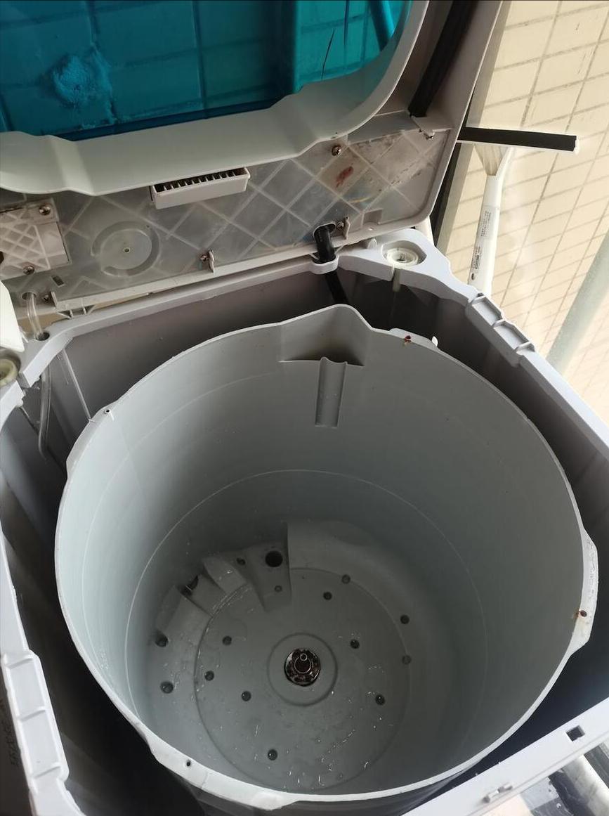 Tiết kiệm kiểu này chỉ thêm tốn kém: Những thói quen “giữ của” của bố mẹ khiến tôi vừa bực mình vừa bất lực- Ảnh 4.