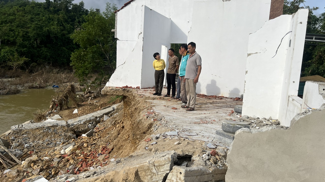 HOẢ TỐC: Vingroup hỗ trợ khẩn cấp thêm 500 tỷ đồng cứu trợ đồng bào vùng mưa lũ, nâng tổng mức đóng góp lên 1.000 tỷ đồng- Ảnh 2.