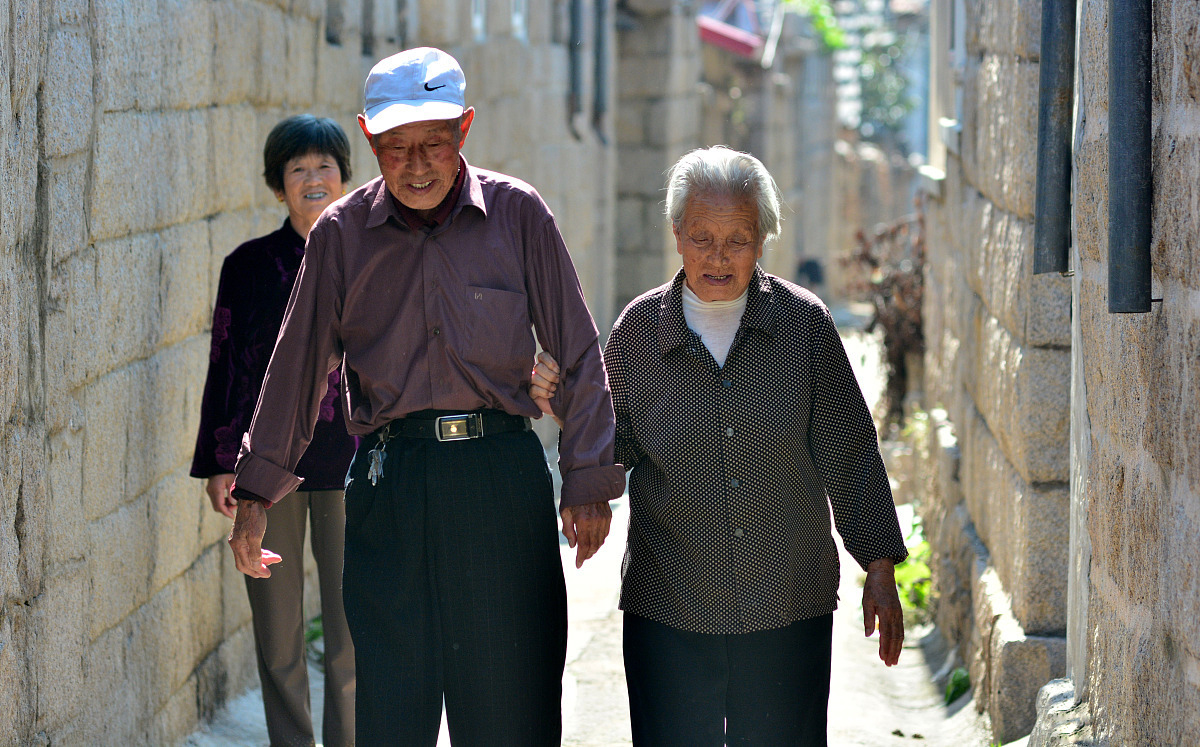 Tiết kiệm kiểu này chỉ thêm tốn kém: Những thói quen “giữ của” của bố mẹ khiến tôi vừa bực mình vừa bất lực- Ảnh 6.